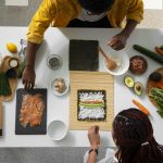 How to Feel Full While in a Calorie Deficit