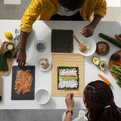 How to Feel Full While in a Calorie Deficit