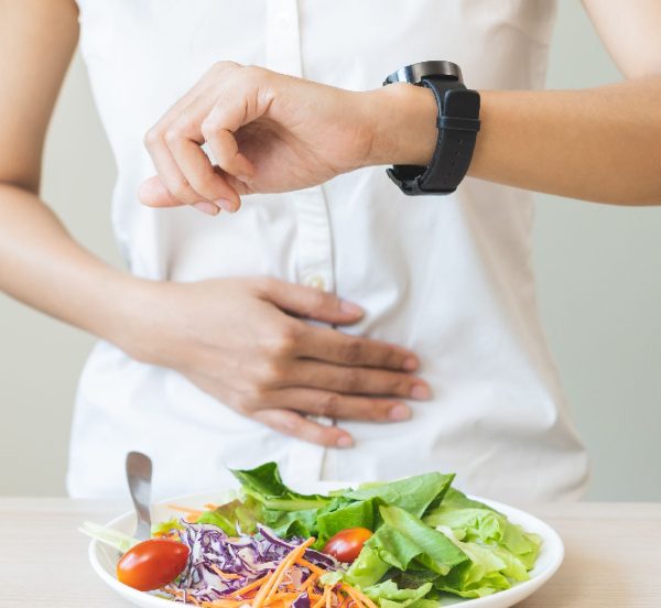 Reasons Women Should Think Twice Before Fasted High-Intensity Workouts