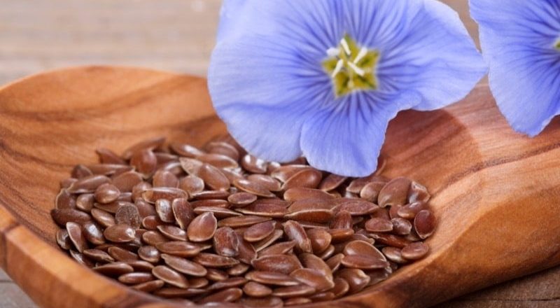 Flaxseed and Heart Health: The Tiny Superfood That May Help Lower Cholesterol