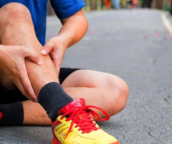 How Overtraining and Poor Footwear Lead to Shin Splints