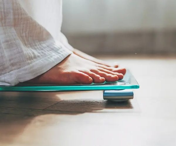 Why “Lose Weight Fast” Might Be the Worst Advice You Follow