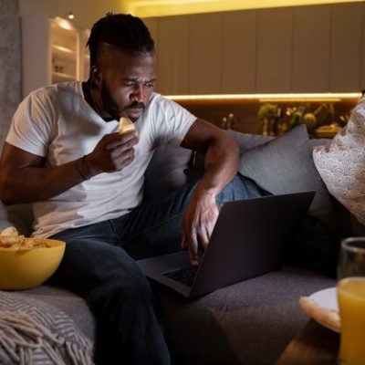 Why Late Dinners Could Be Draining Your Energy